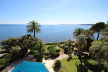 3 rooms apartment with sea view in the standing residence with pool in Cannes
