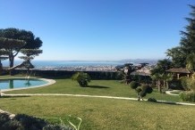 Lovely 500 ²m with huge 5000 m² garden and sea view