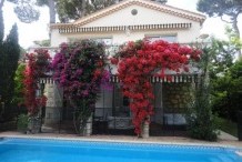 4 bedroom villa with private pool, walking distance to Garoupe beach