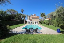 4 bedroom villa with swimming pool and flat garden and Cap d'Antibes