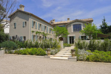 Recently renovated 6 bedroom property with tennis and pool in the heart of Cap d'Antibes