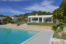 Recently built villa with private pool near the beach