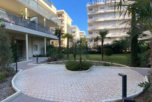 2 bedroom apartment in the newly built residence, near the sea