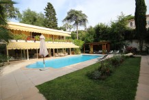 Villa with private pool and garden