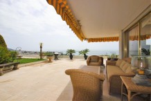 Villa sur le toit en duplex avec 5 chambres et magnifique vue sur la mer