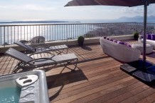 Magnifique duplex avec grandes terrasses et vue sur la mer