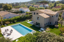 Recently built villa with private swimming pool, 600 m from the center of St Tropez