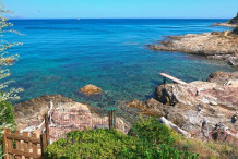 Villa pied dans l'eau dans les Parcs de St Tropez