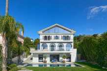 Cannes, La Californie, belle villa avec une vue mer et piscine