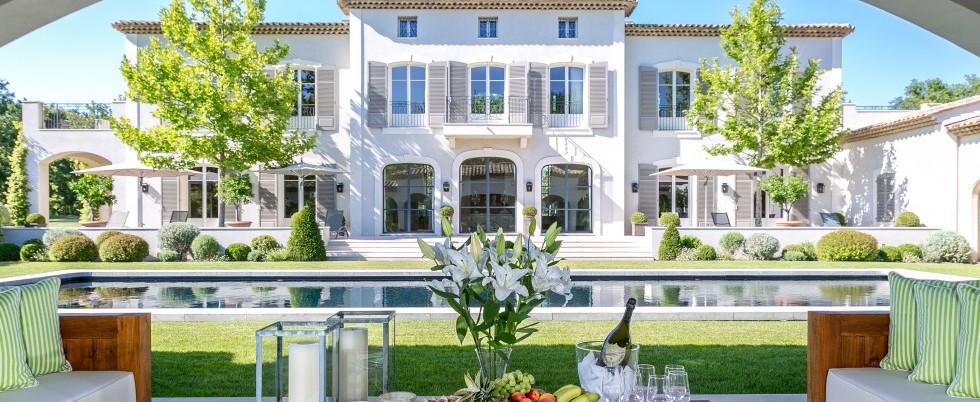 Location saisonnière - Bastide provençale - 8 chambres - Helipad